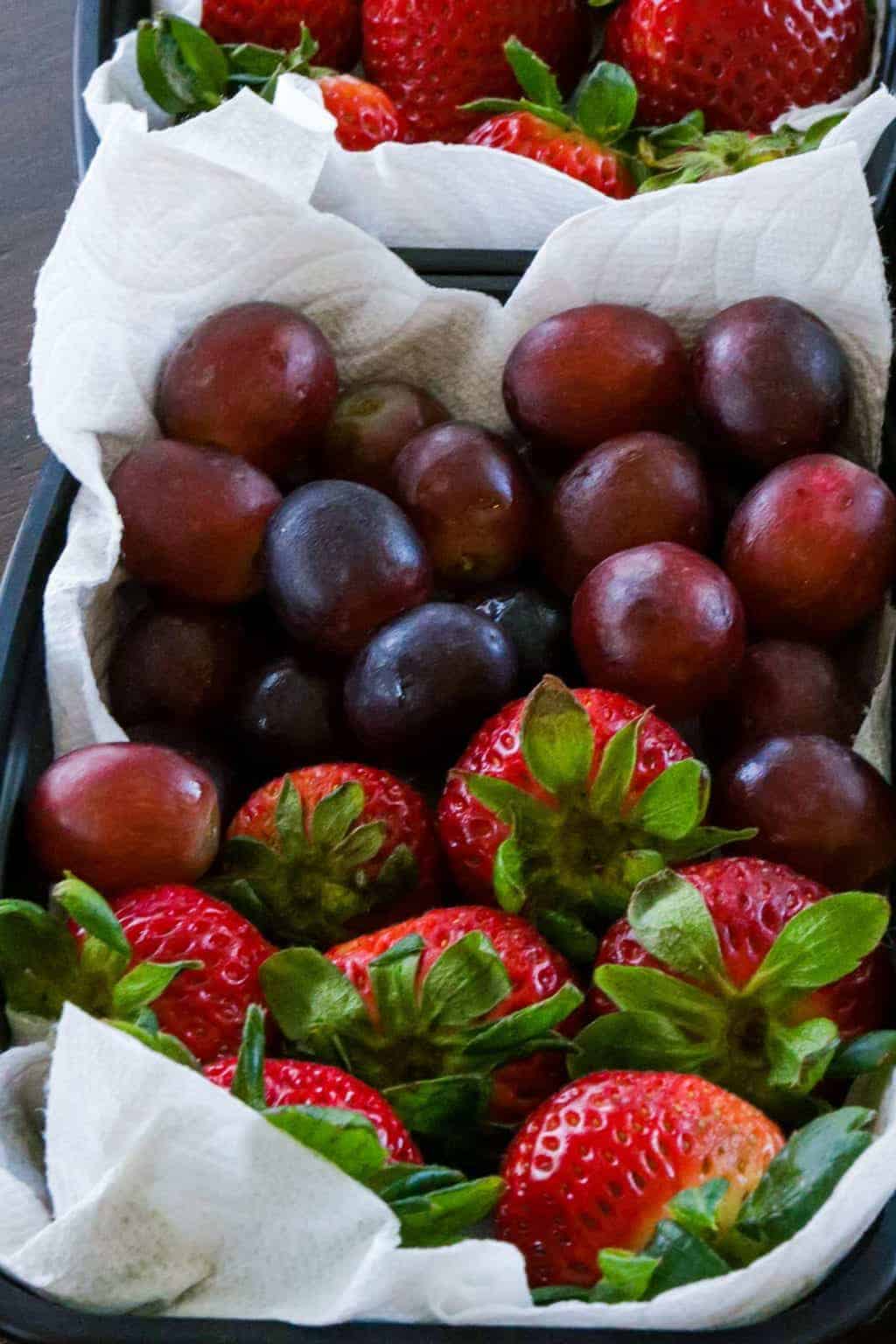 How to Keep Berries Fresh up to 21 Days with all my Best Berry Tips